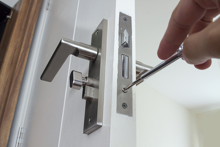 Our local locksmiths are able to repair and install door locks for properties in Rubery and the local area.